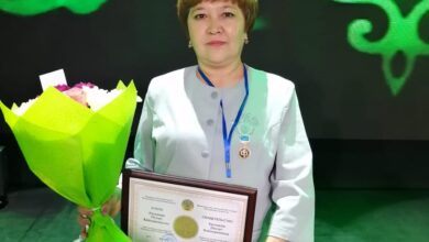 Photo of Нагрудные знаки вручил министр образования и науки лучшим педагогам Акмолинской области