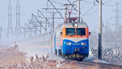 Photo of Взгляд из вагона поезда: швейцарский фотограф рассказал о путешествии по Казахстану
