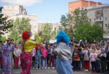 Photo of Акмолинский русдрамтеатр провел акцию «Чужих детей не бывает»